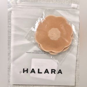 NWT Adhesive HALARA Nipple Covers Flower Pasties - Reusable, Invisible, Nude Tan